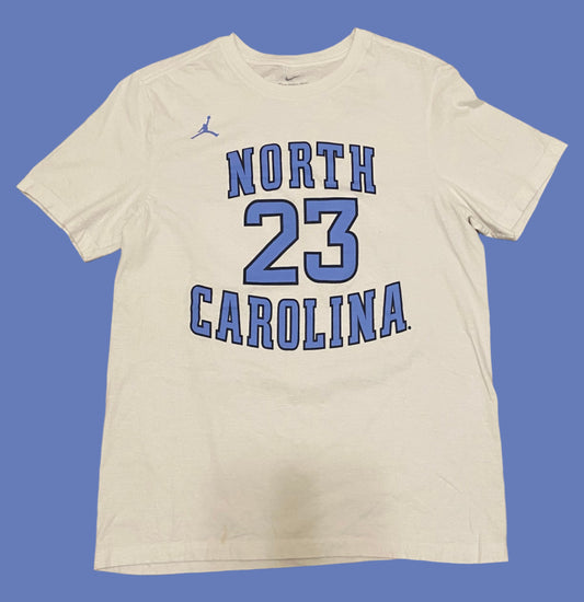 Nike T-shirt Men's Medium White North Carolina Jordan #23 Outdoor Sport