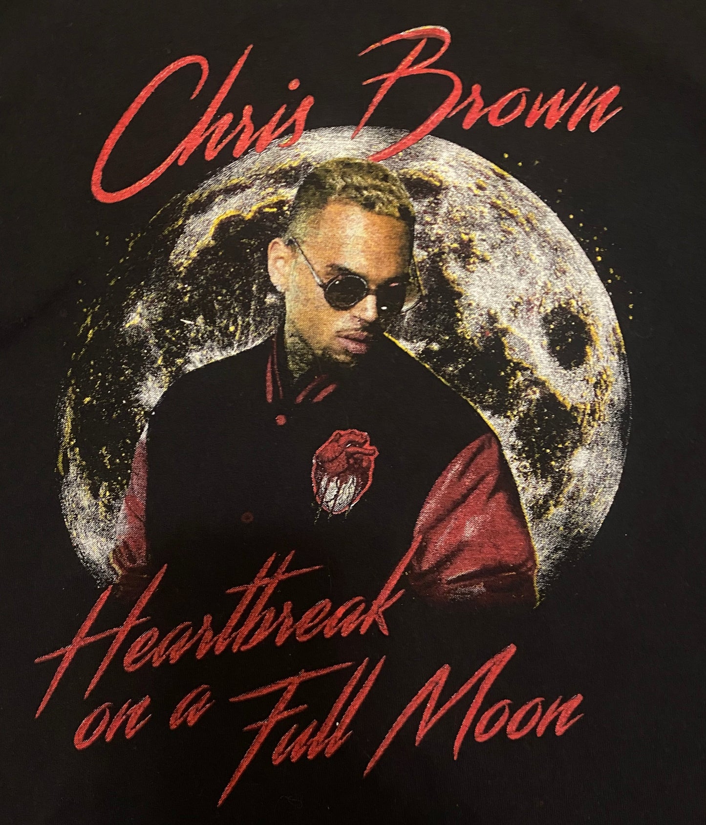CHRIS BROWN HEARTBREAK ON A FULL MOON TOUR T-Shirt Large