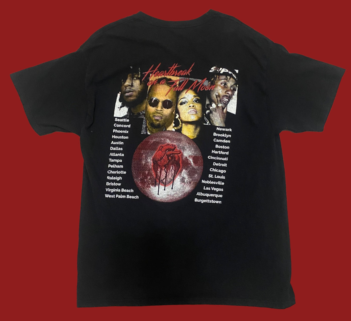 CHRIS BROWN HEARTBREAK ON A FULL MOON TOUR T-Shirt Large